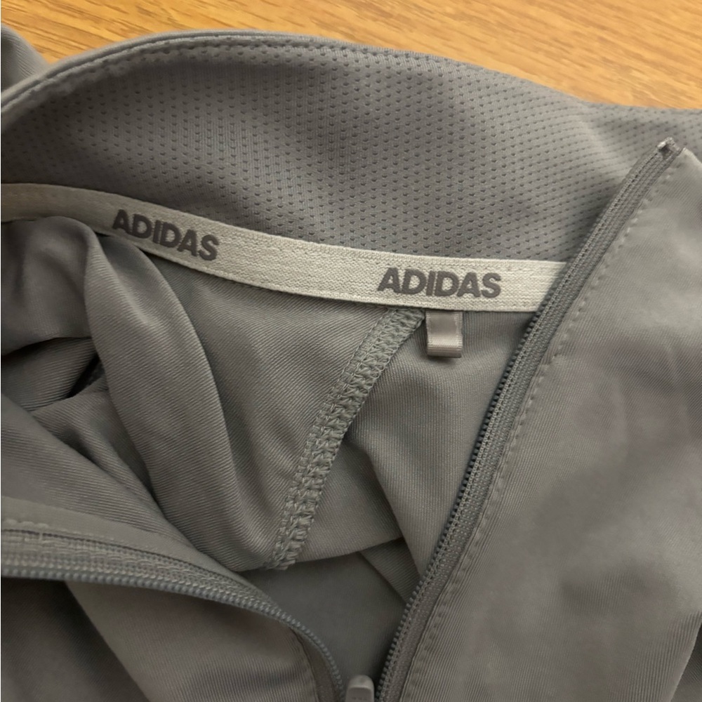 adidas Men’s Light Grey Quarter-Zip Training Top - Picture 3 of 5